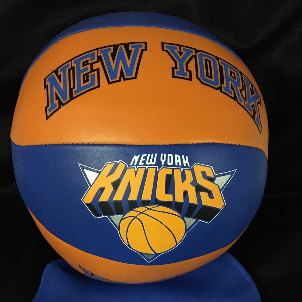 NY Knicks Basketball Vintage TV Organizer Remote Control Phone Chair Holder New